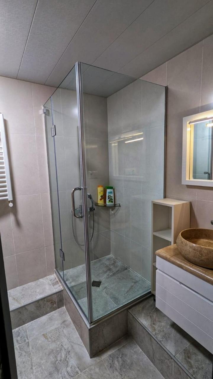 Ideal Home ティビリシ エクステリア 写真